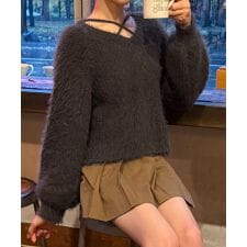 クロスデザインショート丈シャギーニット