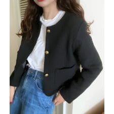 金ボタンツイードジャケット