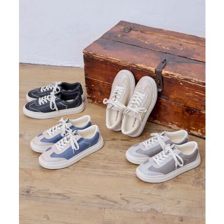 [^:ic252104]!!炭`ȃXj[J[X^CbVȃfUC̃Xj[J[BTChɃSĂ̂ŁAyɒEĂ܂Bx[VbNō킹₷J[WJfjXJ[gAs[Xɂ킹₷JWAfUCByʃ\[̗pĂAԗĂɂÅOo₨oɂ҂̈ꑫłBbFvށFEVA\[̍F3.0cmdFM(23.5cm)Б165gETCY̖ڈSS-22.5cm S-23.0cm M-23.5cm L-24.0cm LL-24.5cmmaRe aero̓fUCƌyʂMIXV[YłB܂őfŗĂ悤ȗSnŋCSy₩ɁI