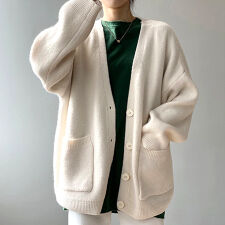 アミュレット(Amulet)のポケット付きニットカーディガン