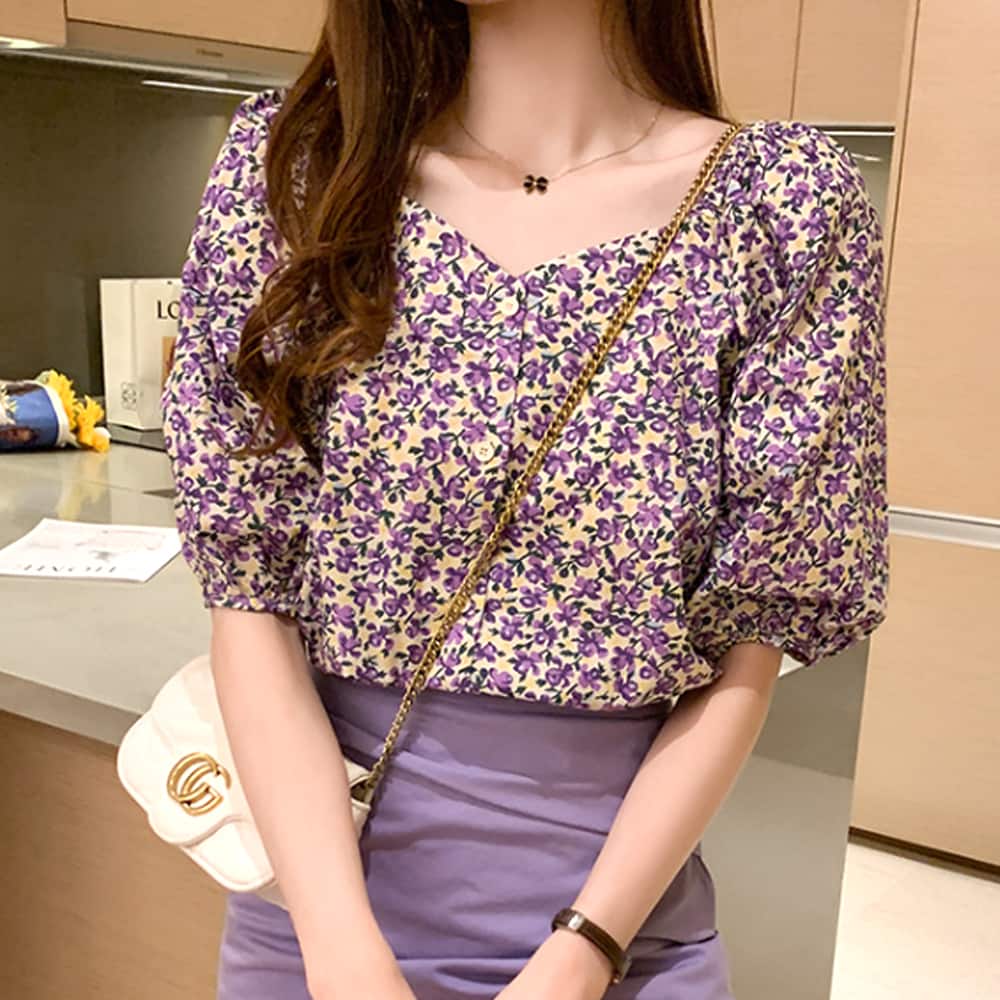 五分丈花柄ブラウス