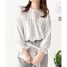 フリル長袖ブラウス