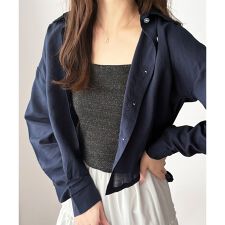 バックボタンクロップドシャツ