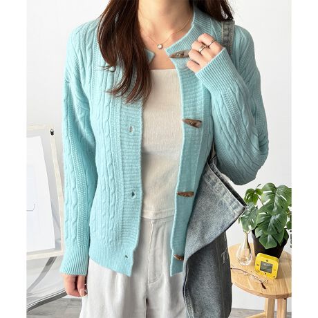 [^:vl-7035]POINTENVJȃUCP[u҂݂ƃgO{^̑gݍ킹Ai`ŃNVJȈۂoVvȂۗfBe[ŁAl̃JWAR[fɉfꖇłBHD邾łxƍ܂̂EVGbgŒ񂵎ݏ䊴͍܂悭Jo[ApcɂXJ[gɂDBfjƍ킹ΔfC[R[fɁAs[X̏ォHD΃tF~jɎdオ܂BCi[VvɂƁA҂ݖ͗lƃgO{^ۗX^COɁIIIt܂ŕL􂷂VGbgłBE₳Snɂzӂ_炩ȑfފŁASn悭dグĂ܂B{^𗯂߂ĂOĂ₷AbNX̂钅Sny߂܂By₩ƒg݂˔dĂŁAG߂̕ςڂɂ􂵂܂BfC[gɊA₷ӎꖇDETAILň::Ȃn:ȂLk:|Pbg:Ȃfg:162cmfpTCY:FCHECKYɂA{^̃fUCύXƂȂꍇ܂BX^btۂɕuɂč̐̂ł̂Ŏ኱̌덷ꍇ܂Bg̃j^[[ɂAFۂ̏iƈقȂČꍇ܂BYɂdlEFقȂꍇ܂B