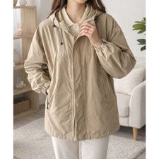 フード付きマウンテンパーカー