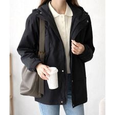 フード付きマウンテンパーカー