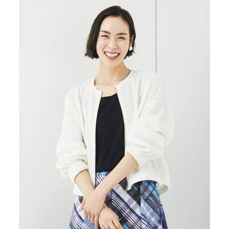 [^ԁFF6JGA10330][~bVFN TCY]lC̃u]VGbgɃubVAbvfUCEp^[Ɗۂ݂̂鏗炵tHŁAX|[eBȑfފƃfBeB[ȂAJWAɂAʋ΃X^CɂCyɉHDĂu]łBfށbV̂悤ȑgD̂_{[fށB݂Ƃ͂芴ƂȂAӂ݂\tgȔGɎdグĂ܂BȂ|Cg{[_[TVcȂǃJWAȃCi[킹͂ÃjbgȂǂꂢ߃Ci[Ƃ}b`܂BfjXJ[gƕL{gɍ킹₷AX^CbVɒȂ܂B---------------------------------EFEnFȂELkFE򊴁FȂEňFʁEFt@Xi[E|PbgFEPA@F􂦂-----------------------------ƖȂǂ̎BeɂAFقȂꍇ܂B\߂Bi̐F́Aڍ׉摜QƂBfp摜̓M[TCYî߁ASTCY̎ۂ̏iƎdlTCYقȂꍇ܂Bۂ̏iɂĂ̓TCYڍׂBmodel:H171 pTCY:M(M[TCY)WJTCYFSi36jMICHEL KLEINi~bVFNj́AgVvƃIWieBh@gx[VbNƃghh I݂ȃoXŎ炵\At@bVyށBȐꂽl̏߂ X^CbVŒSn̗ǂĂpMuhłB