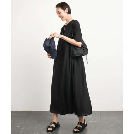 [^ԁFF6EGA05330][~bVFN TCY]тɂЂƍLGKgȃVGbg؂₩fUCEp^[L߂̑Ђ [Ȃ܂ŁAKȒSñVvȃs[XBfނ̓ł闎AbNX̂TCYȂ炷ƂVGbgɌ邫ꂢ߃JWAȃfUĆBfށVL[ȃ^b`̃[x[Xɏc̈ꕔɃuCg̃|GXegp邱ƂŔAʂ鎖łꂢ߂ƃJWA̐▭oXfށBȂ|CgEGXg}[NăpvX킹΂H₨dȂǂ̂ꂢ߃V[ɂB܂OJăVvȃpcX^C̉HDƂĂ񂵂Ă܂B---------------------------------EFEnFy`R[gtELkFȂE򊴁F₠EňFEF䗃E|PbgFȂEPA@F􂦂-----------------------------ƖȂǂ̎BeɂAFقȂꍇ܂B\߂Bi̐F́Aڍ׉摜QƂBfp摜̓M[TCYî߁ASTCY̎ۂ̏iƎdlTCYقȂꍇ܂Bۂ̏iɂĂ̓TCYڍׂBmodel:H171 pTCY:M(M[TCY)WJTCYFSi36jMICHEL KLEINi~bVFNj́AgVvƃIWieBh@gx[VbNƃghh I݂ȃoXŎ炵\At@bVyށBȐꂽl̏߂ X^CbVŒSn̗ǂĂpMuhłB