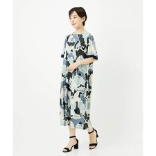 【小さいサイズ /洗濯機で洗える】迷彩フラワーコクーンデザインワンピース