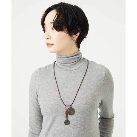 [^ԁFNR2AE11130][Wj  WfB`F TCY]AVg[ɔzuꂽ~`̑召̃gbv|Cg̃lbNXłBAWXgdlŒȂɍ킹ĒύXł܂BR̒͒߉\łANZT[p[cEiȂǂ̋ɉ܂܂Ăꍇ܂BȂqlɓꂽĈݍ񂾂肵Ȃ悤ɁAgpۊǂ̍ۂ͌dɂӂBWJTCYFFit[j