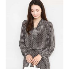 【小さいサイズ】スクエア幾何柄ボウタイカットソー/洗濯機で洗える