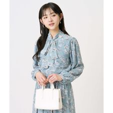 【小さいサイズ】ボウタイ付き花柄シフォンブラウス/洗濯機で洗える