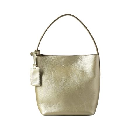 [^ԁFP2530902]ĝɃtBbgtHB_炩ȊvgpyʃV_[obOyiڍׁzԂȂ璷zTCỸV_[obOBRpNgȌ`łȂA}`LƂ邱Ƃŏ\ɂוĂ܂B}`͌֌ďXɕȂAɐĝɉ₷ȂĂ܂Bnh悭Aɂ₷dlBnh̍Ɏt|Pbg̃Xeb`AO猩̃fUC|CgɂȂĂ܂BHIROFUl[^Ot|Pbg F1}OlbgJnFsbOXG[hñJ[͏ĩJ[ɂĈقȂ܂By߂̂gpV[zƑł̊OHVbsOACɓ̖{ăJtFցcȂǁAfC[ɂgp܂BɊ|Ɨ肪󂭂̂ŁAÅόȂǂł􂵂܂BVvȃfUCŃR[fBl[g₷A̓LÕMtgƂĂI΂Ă܂ByfށzvAN[Ȃ߂Ai`VNdグB}bgȎŁA_炩yߓ݂₷fށByV[Yɂāz\vƗn\荇킹{fBOƂ@gƂŁAy₩ɎdグꂽYV[YuVFvBtXŁu΂vӖ閼ÔƂARƂۂ݂̂tHłByCɂȂACéwCɓo^x߂łzqCɓo^Ƃ́rICTCg̊eACeɂun[g}[NvNbNĊȒPɒǉł܂ICɓACeA݌Ɏc킸EēׂȂǃLy[ΏۂɂȂꍇɂm点܂Biwɂn邨グؖɂ舵̂ӂƂɂĂ̕\܂̂ł悭ǂ݂BƖ̊֌WɂAۂFČꍇ܂B܂Ap\REX}[gtHȂǂ̊ɂA኱iƉ摜̃J[قȂꍇ܏d:425g(TvTCY)