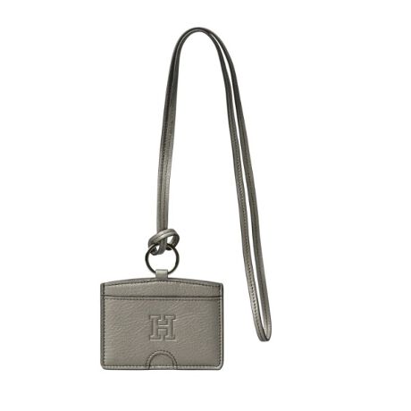 [^ԁFP2550013]gقǂɎɂȂށBX}[gɎpXP[XyiڍׁzVvŖʂ̂ȂfUCmIȈۂID^pXP[XłBЈ؂Ȃǂ񂩂牺Ďĝ͂AʌnICJ[hăobÕnhɕt̂ϕ֗BXgbv͂Ⓑ߂ɂȂĂAjłoX悭ɂĂ邽߁AVeLOɃMtgɂ悭I΂ԏiłB|Pbg~1 NAtBt|Pbg~1ñJ[͏ĩJ[ɂĈقȂ܂Byfށz\tgoPb^Ȃ߂Ai`VNdグBv{̒e͂߂fށBi`VNׁ̈Aꖇꖇv̕\قȂ܂̂ŁAił_ƂɊv̕\قȂ̂łBrIڗɂAgقǂɏ_炩ĂfނłByCɂȂACéwCɓo^x߂łzqCɓo^Ƃ́rICTCg̊eACeɂun[g}[NvNbNĊȒPɒǉł܂ICɓACeA݌Ɏc킸EēׂȂǃLy[ΏۂɂȂꍇɂm点܂Biwɂn邨グؖɂ舵̂ӂƂɂĂ̕\܂̂ł悭ǂ݂BƖ̊֌WɂAۂFČꍇ܂B܂Ap\REX}[gtHȂǂ̊ɂA኱iƉ摜̃J[قȂꍇ܂BXgbv{̖106iTvTCYj