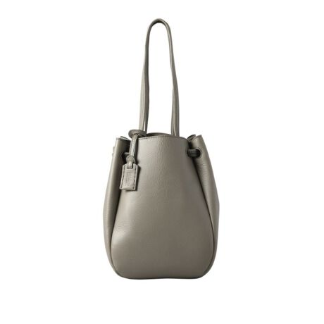 [^ԁFP2530205]|yXBڈȏ̎[͂킸400g̋ВV_[yiڍׁzۂ݂̂fUCiŉ炵В^̃obOłBiԁFP25-30204傫TCYłBzA܂ݎPA500mlybg{gAዾP[XȂǂcɎ܂AԂȂ炨o̕Kiʂ[ł▭ȃv|[V|CgłB|ł莝ł₷̃nhŁA_炩ߎSnłB҂ݍݕɗ悤nḧʒu炵ĂƁA\ςA܂邽߁AD݂ɂĎgĂ܂BHIROFUl[^Ot|PbgnFsbOXG[hñJ[͏ĩJ[ɂĈقȂ܂By߂̂gpV[zVvȂ爤炵tHŃR[fBl[g̃|CgɂȂobÓAƑ₲FlƂ̂HAVbsOȂǃfC[Ɋ􂵂܂Bו[ł|\Ȃ̂ŁAA藷spفAقȂǂ̃W[ɂ߁ByfށzvAN[Ȃ߂Ai`VNdグB}bgȎŁA_炩yߓ݂₷fށByV[Yɂāz\vƗn\荇킹{fBOƂ@gƂŁAy₩ɎdグꂽYV[YuVFvBtXŁu΂vӖ閼ÔƂARƂۂ݂̂tHłByCɂȂACéwCɓo^x߂łzqCɓo^Ƃ́rICTCg̊eACeɂun[g}[NvNbNĊȒPɒǉł܂ICɓACeA݌Ɏc킸EēׂȂǃLy[ΏۂɂȂꍇɂm点܂Biwɂn邨グؖɂ舵̂ӂƂɂĂ̕\܂̂ł悭ǂ݂BƖ̊֌WɂAۂFČꍇ܂B܂Ap\REX}[gtHȂǂ̊d:395g(TvTCY)