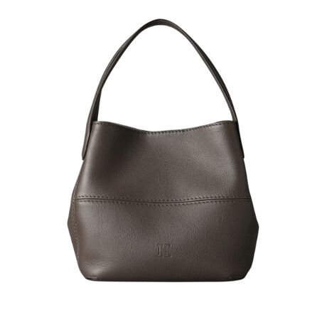 [^ԁFP2535436]Sn悭tBbgAӂƈ炵tȞyʃg[gobOHIROFU̒ԑfށu\tgoPb^viP25|20104juCMHiNGC`jv֑fޕύXj[o[W̃g[gobOBfނύXƂŏiȃn܂܂Bۂ݂ттVGbgƃTChLтnhŁAnh͌|钷ɂȂĂ܂B}`肠邽߁AڈȏɎ[͂AB5ނ܂߂ו܂Bɂ̓}OlbgĂA̗TChɂ̓Xibvs[XĂ邽߁AobÕtHRpNgɂ܂B|Pbg FWbp[|Pbg~1Apb`|Pbg~2}OlbgJnFsbOXG[hiꕔRbgjñJ[͏ĩJ[ɂĈقȂ܂By߂̂gpV[zVbsOfفApقȂǂ̂o͂AKÅόɂ߂łByfށzCMHiNGC`jvAN[Ȃ߂AV{^BȂ₩ŐLkA14ȉ̏ȃX݂̂gpBJɃN[Ȃ߂鎖ŌyʂɎdオA▭ȃjAXJ[\邱Ƃ\łB̓qt̒ԃIWifށu\tgoPb^v}bgŗۂɁBȃV{^H鎖Ŋv̕\ψꉻAiŒ[Ȉۂ̑fނɎdグ܂ByO[vɂāzVvȃfUC̒ɂA2ނ̑̃Xeb`OCȂ|CgɂȂĂufIvB̈Xeb`udtv̂悤ɂ݂邱Ƃ疼t܂Biwɂn邨グؖɂ舵̂ӂƂɂĂ̕\܂̂ł悭ǂ݂BƖ̊֌WɂAۂFČꍇ܂B܂Ap\REX}[gtHȂǂ̊ɂA኱iƉ摜̃J[قȂꍇ܂Bd:835g(TvTCY)