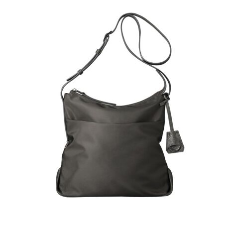 [^ԁFP2539508]y₩Ƌ@\AɓiCV_[obÔiC~ǎȃU[̃Rrl[VɁALƌ郁^ۗV_[obOBB5TCY500ml̃ybg{gƎ[\BOE㓷̗OɒzWbp[|PbgzAX}[gtHȂǂ悭o؂Ȃ̂[邱Ƃł܂B܂Aɂ͌⃊bvȂǁAɎ[\ȃpb`|Pbg3z̏[ԂBV_[Xgbv̓obN5iKɒ̒\łBЂƉ菬TCYiiԍFP25-39315jpӂĂ܂B|PbgFpb`|Pbg~3AOWbp[|Pbg~2Wbp[JV_[Xgbvi5iKjL[`[tiOjnFiCy߂̂gpV[zʋ΂ʊwAgxAVbsOAWȂǁA܂܂ȃV[Ŋ􂷂鑽@\ȃobOByʂŃRpNgȃfUCɉAg₷|PbgzuĂAKvȃACe𐮗Ď^Ԃ̂ɍœKłByfށziC ^ \tgoPb^ i[^iC̓|A~h100B@ۂxŕ҂ݍł邽߃nAƊ炩ȎGBnɂHIROFŨSSʂɕ҂ݍ񂾁AIWĩiCgpĂ܂ByO[vɂāzHIROFUĂiCV[YAuLIBEROixjvBEIȖeLX^C[J[̃iCnAxȐEl̋ZpĐ삵V[YłBIEIt킸CyɁAĎRɃGKXX^CłƂzAxiC^AŁwRẍӁjƖÂ܂ByCɂȂACéwCɓo^x߂łzqCɓo^Ƃ́rICTCg̊eACeɂun[g}[NvNbNĊȒPɒǉł܂Id:500g(TvTCY)