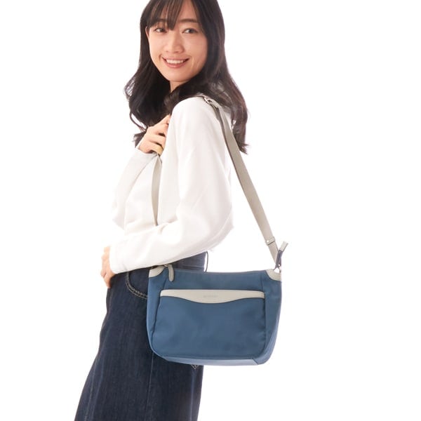 Chloé パイソン柄 ショルダーバッグ SEE BY CHLOE】パイソン柄ショルダーバッグ | アンレクレ(en