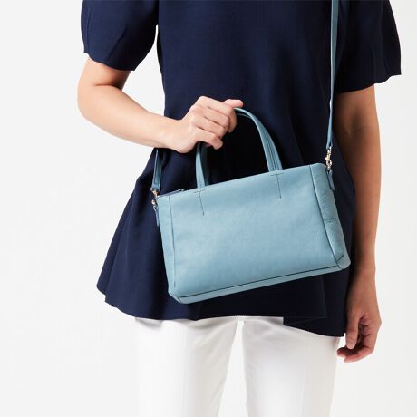 [^:011260210][LOX^C̑_x̃VbsO܂ŃwremȃobOV[YłBzzו邱ƂlāAobÔyƂ|CgɂȂ܂B̂Ƃ܂Av炵\̂yʂȃ\tgkgp܂BVvȃfUC͎g₷AV[킸ɂg܂V]@rbgnynm@}VEGhE