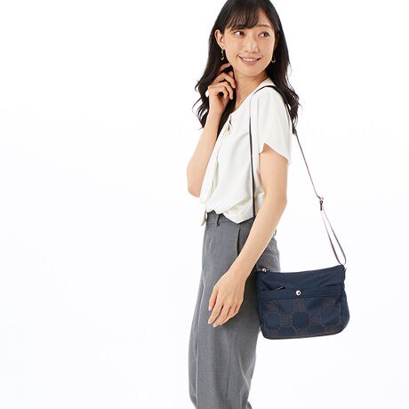 [^:011235050]lC̃G[g̕hJŕ\iCobOV[YłB킸ɗ̊̂hJŁApxɂėlXȈۂ^܂Bx[XƂȂ̂̓iCcCnŁA݂ȂiȌ򊴂܂BG[g̃WK[hfނƂ͈قȂAO|Pbĝ݂ɕ邽ߎ咣AlXȃX^Cɍ킹₷Ƃ|CgłBV]@rbgnynm@}VEGhEîCɓo^ēׂ݌ɂ킸ȎAN[|Z[̊JnȂǂm点܂BЂo^肢܂BuĥCɓo^ViēׂȂǂm点܂BЂo^肢܂B