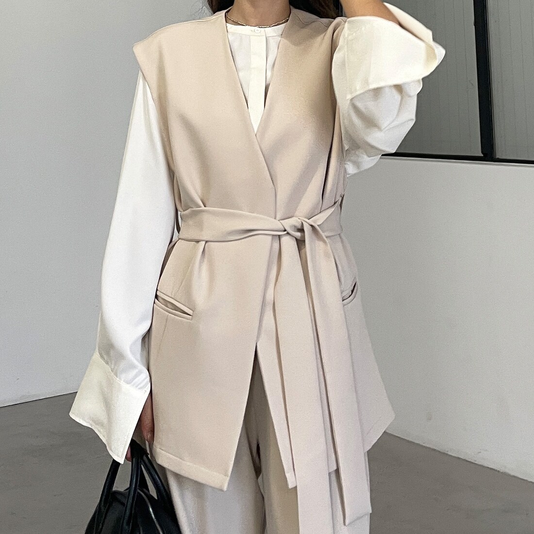 Louere ノーカラーVネックベルト付きベスト | ルエレ(Louere) | マルイ