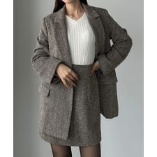 Louere　ヘリンボーンテーラードジャケット＋ミニスカートSET（インパン付き）