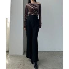 ルエレ(Louere)のLouere　ピンタックフレアパンツ