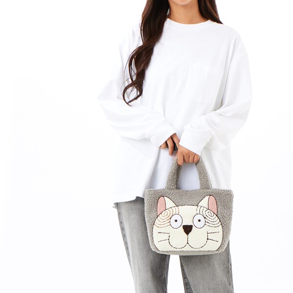 新品未使用タグ付き アニエスb.ラフィア素材ミニトートバッグ ピンクボーダー柄 新品未使用タグ付き アニエスb.ラフィア素材ミニトートバッグ