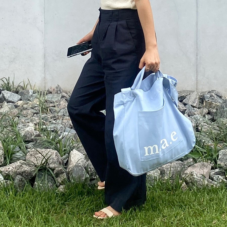 人気上昇中ブランド★[MUCU AND EBONY] M.A.E LOGO BAG mucu&ebony】m.a.e Logo Bag(Sky Blue)｜キャンバストート