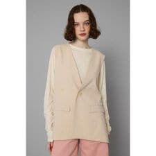Many way vest