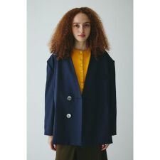 No collar over jacket