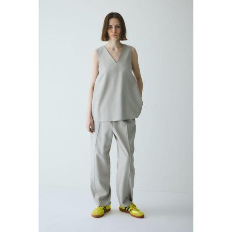 [^ԁF530IAS01-1811]̂lZbgAbvtgV̐[⑳̋󂫂ȂǍוɂ܂łACeBA[z[̉̓^bNɂȂĂAzF̃Xeb`HeRIN炵J[|CgBAC̃VGbgƃXƂXg[gpc̑QBpc̓Z^[vX{ĂAX^CAbvČĂ܂B炵oĂȂVɂȂÂ炢fނgpĂ邽߁AXgXt[ɒpĂ܂BCi[킹ył̂͂AZp[gŃX^COg߂̂BC炸ɂꂪł閜\ACełB[ӎ] 摜̏i̓TvłBۂ̏iƎdlAH኱قȂꍇ܂B 摜̏i͌̏Ǝ˂pxAg̃j^[ɂAƐFقȂꍇ܂B pA舵̍ۂ́AAeV^OmFB