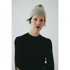 Reversible knit hat