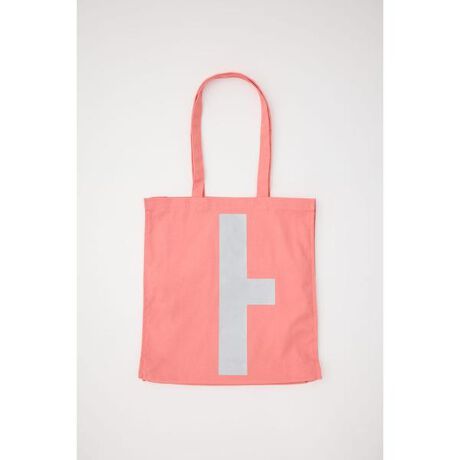 [^ԁF530JSM55-1641]HeRINIWiHSX^CbVɃvgꂽg[gobOA4TCYA}`Ɏgđ傫߃TCYȂ̂DAILYgɂ߂łBrbOg[gobO[ӎ] 摜̏i̓TvłBۂ̏iƎdlAH኱قȂꍇ܂B 摜̏i͌̏Ǝ˂pxAg̃j^[ɂAƐFقȂꍇ܂B pA舵̍ۂ́AAeV^OmFB