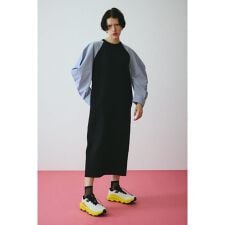 Volume sleeve knit dress