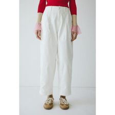 Round form baker pants