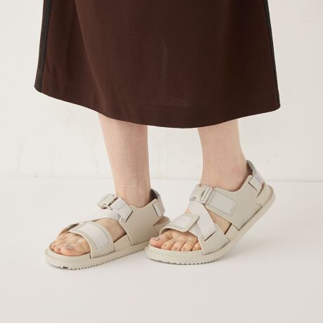 [^ԁF225370005]25SS~^[ȃfUCSUBLIME炵T_BPVCEVAfނ̃T_́ANbVɌyASnQBXgbvƃz[hA₷܂Bmg[̃fUCR[fBl[gɎĂ₷A荠ȉi͂̃ACełBySUBLIMEzX|[cJWAx[XɁALW̃X^C~bNXAANZĝCibvWJBʔfނ̑gݍ킹J[oG[VLxŁAgɂlꂼ̌𑶕ɂЂƂe[}B̗܂񂾁AXpCXՂ̖XqEWJBTCYZ(\L)͂܂ŖڈƂȂ܂BYߒɐLYꍇ܂B܂fނ̓A኱̐FACꂪꍇ܂A\߂BipׂɁAAeV^OKmF̏Ap͂舵Bi̐F́AB̏ڍ׉摜QƂB̏i̓AEgbg̃IWi[xiłBSHIPS OUTLETeXAECTCgł̎舵ƂȂ܂BX܂ւ⍇̍ۂ́ASSHIPS OUTLETeX܂ł肢܂B̑SHIPSeX܂ւ̂񂹑Ή͒v˂܂̂ŁA\߂̒肢܂BSHIPS ColorsSHIPS̃RZvguSTYLISH STANDARDṽtB^[ʂāAJWArWlX܂ł̃ACe[YiuȃvCXō\IWi[xłBYAEBYALbYCibvAOUTLETeX܁AECTCg𒆐SɓWJBlXȃCtX^CɊYA炵\łg[^ACeĂ܂B