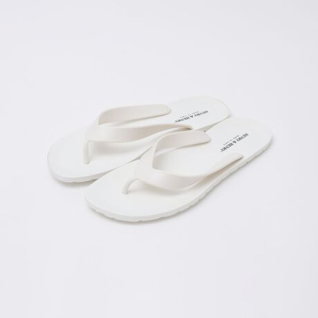 [^ԁF215340001]25SSC^AnƂ̃uhAHENRY&HENRYԃfFLIPPERBX^CbVȃfUCŁAAEghAV[łȂX̃R[fBl[gɓ݁AfC[Ɋ􂵂Ă܂BJWAȃR[fBl[g͂AXbNXȂǂ̂ꂢ߂ȒȂ̊OƂĂ߂1łByHENRY&HENRYiw[w[jz̈ꗬOWA[uh̃T_̐A𐿂t@Ng[uhB㎿ȃo[ɂ鍂tBbgƋߑIȃtHALxȃJ[oG[VŁAXɂΉJIȃfUC̃T_BTCYZ(\L)͂܂ŖڈƂȂ܂BYߒɐLYꍇ܂B܂fނ̓A኱̐FACꂪꍇ܂A\߂BipׂɁAAeV^OKmF̏Ap͂舵Bi̐F́AB̏ڍ׉摜QƂB摜̏i̓TvłBۂ̏iƎdlAHATCY኱قȂꍇ܂B̏i̓AEgbg̃IWi[xiłBSHIPS OUTLETeXAECTCgł̎舵ƂȂ܂BX܂ւ⍇̍ۂ́ASSHIPS OUTLETeX܂ł肢܂B̑SHIPSeX܂ւ̂񂹑Ή͒v˂܂̂ŁA\߂̒肢܂BSHIPS ColorsSHIPS̃RZvguSTYLISH STANDARDṽtB^[ʂāAJWArWlX܂ł̃ACe[YiuȃvCXō\IWi[xłBYAEBYALbYCibvAOUTLETeX܁AECTCg𒆐SɓWJBlXȃCtX^CɊYA炵\łg[^ACeĂ܂B