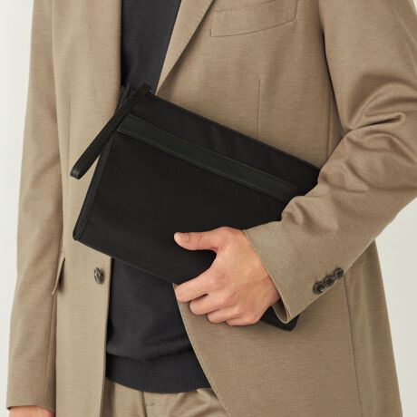 [^ԁF218460002]25AW\nɝH{|GXeAfUCfBe[ɋvgpNb`obOBJ͉וoꂵ₷L^̃Wbvdl̗pBOɂ͊J₷}Olbgdl̃tg|PbgA̗ʂɂꂼ|PbgzuĂ܂BԂȂו𐮗Ă₷dlɂȂĂ܂Big͂An̓Ȃǂɂ߂Ȃꂢ߂ȃNb`obOłB̃U[ɂSHIPS Colors̃S𔓃vgĂ܂BV[YŃobNpbNƃg[gobÔpӂ܂BobNpbNiԁF218-46-0001g[gobOiԁF218-46-0003[TCgɂ(nCt/-)ł̕iԕ\LƂȂ܂BJ̐▀CɂA̕ɐFڂ肷ꍇ܂̂łӂBJ⊾tƁAV~ɂȂȂꍇ܂̂łӂBd˒u|܂ɓꂽ܂܂̕ۊǂ͔AxExႭʂ悢Aڌ̂ȂꏊŕۊǂĂBJȂǂɔGꂽꍇ́AAŊĂBXG[hׂ͍щHEꍇ܂̂ŁAtۂ݂͂₩Ɏ菜ĂBipׂɁAAeV^OKmF̏Ap͂舵Bi̐F́AB̏ڍ׉摜QƂB摜̏i̓TvłBۂ̏iƎdlAHATCY኱قȂꍇ܂B̏i̓AEgbg̃IWi[xiłBSHIPS OUTLETeXAECTCgł̎舵ƂȂ܂BX܂ւ⍇̍ۂ́ASSHIPS OUTLETeX܂ł肢܂B̑SHIPSeX܂ւ̂񂹑Ή͒v˂܂̂ŁA\߂̒肢܂BSHIPS ColorsSHIPS̃RZvguSTYLISH STANDARDṽtB^[ʂāAJWArWlX܂ł̃ACe[YiuȃvCXō\IWi[xłBYAEBYALbYCibvAOUTLETeX܁AECTCg𒆐SɓWJBlXȃCtX^CɊYA炵\łg[^ACeĂ܂B