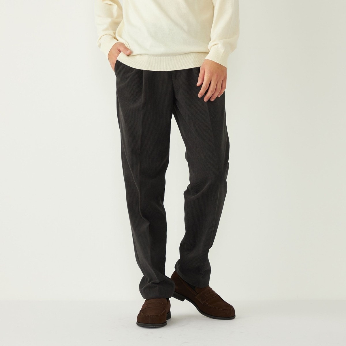 新品 日本製 グレー コーデュロイ スラックス SHIPS Colors:〈手洗い可能〉コーデュロイ スラックス(セットアップ