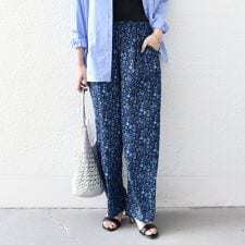 《予約》SHIPS Colors:〈手洗い可能〉MULHOUSE フラワー プリント パンツ◆