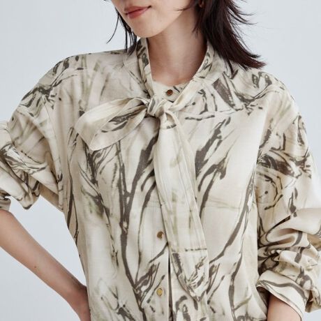 [^ԁF52382004]Design PointV[Ỹe[}\EH[^[vgVcuEXBjAX̂Ɠ̕Ŏ閣͓IȈꒅłB{͎O\ŁAlXȃX^CɃAWł̂|CgłBStyling PointiȃXbNXƍ킹ă[hɁAJWAȃfjƍ킹ăfC[V[ɂƃ{gI΂Ȃ܂B{gC͂AAEgł▭ȃVGbgy߂Ă߁B{gAWAV[XȒ񂵃ACełBFabric Pointy₩ŏ_炩fނKȒSn񋟁B₵Ƃ̑fނ͏tɂ̓Ci[ƂāA͉̐HDƂĂgfފłB__CɂȂACe͂Cɓo^߁^^CɂȂACẽy[Wɂu&#9829;}[NvNbNĊȒPɒǉł܂Bo^ƁAēגʒm₨l}KɂĂm点I}Cy[WɂĂCɓꗗ`FbNł܂BƖ̊֌WɂAۂFČꍇ܂B܂Ap\REX}[gtHȂǂ̊ɂA኱iƉ摜̃J[قȂꍇ܂B