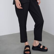 【セットアップ対応】イージーテーパードパンツ【カセット服オケージョン通勤】