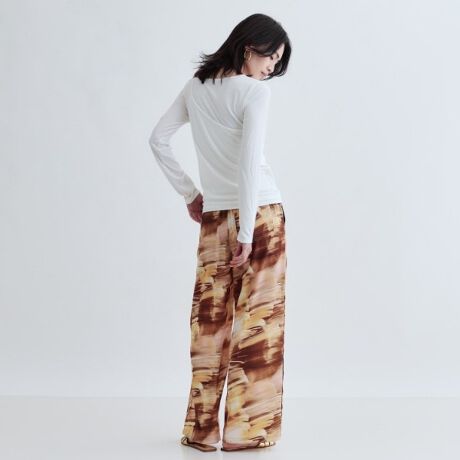 [^ԁF52362017]Design PointfW^vg̃C[W[pćAꂽAuXgNgŖڂ䂫AX^CbVȈۂɁBChtHƌy₩ȃh[vAтɔVGbg𐶂ݏo܂BEGXg͑SdlŃbNXƃgh𕹂fUC͓IłBStyling PointVvTVcJWAȃuEXƍDŃfC[X^Cɂ҂BT_Xj[J[킹邾ŃbNX͋Cy߂܂BFabric Pointyʂŏ_炩ȑfނSn悢Sn񋟂܂BʋCǂA^Ă̏ɂœKBVɂȂɂ₷fފłB__CɂȂACe͂Cɓo^߁^^CɂȂACẽy[Wɂu&#9825;}[NvNbNĊȒPɒǉł܂Bo^ƁAēגʒm₨l}KɂĂm点I}Cy[WɂĂCɓꗗ`FbNł܂BƖ̊֌WɂAۂFČꍇ܂B܂Ap\REX}[gtHȂǂ̊ɂA኱iƉ摜̃J[قȂꍇ܂B