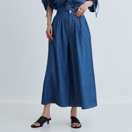 [^ԁF52362010]Design Point_K[̃ChtApćANԐlC̃ACeB_炩ȑfފŗAG߂y₩ɒȂ܂B߂̃EGXgrʂoAƂ^bNfUCœ̂tACAh[v𐶂ݏo܂BStyling PointVvTVcuEXƍDŁAJWA炿ƂoX^C܂ŕLy߂܂BT_Xj[J[ƍ킹邱ƂŁAfC[[Xɂ҂ȃR[fBl[gɁBFabric Pointy₩ȃ_K[fނAG߂킸KȒSn񋟂܂BʋCǂAƂŒԂ̒płKBƖ̊֌WɂAۂFČꍇ܂B܂Ap\REX}[gtHȂǂ̊ɂA኱iƉ摜̃J[قȂꍇ܂B