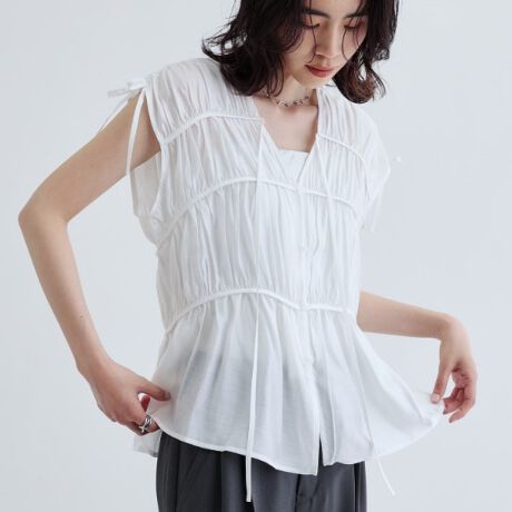 [^ԁF52382037]Design PointMU[{ꂽghX[uXuEXBtg̃fUCW߁A_炩Ȉۂ^܂B̃{VѐSAJWAȒɂقǂ悢tF~j[hꖇłBStyling Pointfjƍ킹ăwV[ɁBXbNX₫ꂢ߂ȃpcA^CgXJ[gƍ킹đlJWAɒȂ̂߂łBFablic Pointy₩ŏ_炩ȑfނgpBMU[̃fUCɍ킹ĂꂢɗhAX^CŜɗ̓Iȕ\uEXłBƖ̊֌WɂAۂFČꍇ܂B܂Ap\REX}[gtHȂǂ̊ɂA኱iƉ摜̃J[قȂꍇ܂B