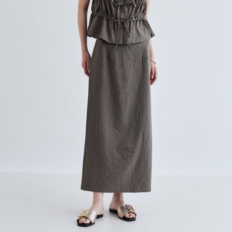 [^ԁF52372018]Design PointTbJ[fނgpXg[gXJ[ǵAVvȂꂽfUCB[߂̃XbgANZgɂȂÂGKgȃVGbgo܂BEGXg̓SdlŉKȃtBbg͂łBStyling PointJWAȃgbvXVcƂ̑ǂAlȃX^COy߂ꒅBfނ̃TbJ[rX`FiiԍF523|82042jƍ킹邱ƂŃghZbgAbvR[fɁBq[T_킹邱ƂŁAtƂƊ𗼗l̃R[fBl[g܂BFabric Pointy₩ȃTbJ[fނ͒ʋCǂAĂ̏łSn悭pł܂BVɂȂɂAfC[[Xɂ҂̃ACełBVv݊XJ[głBƖ̊֌WɂAۂFČꍇ܂B܂Ap\REX}[gtHȂǂ̊ɂA኱iƉ摜̃J[قȂꍇ܂B