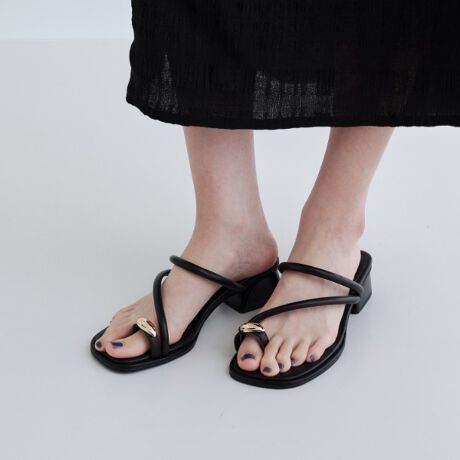 [^ԁF68802050]yREMME^zVvȃfUCƗSn̗ǂ߂XyC̃V[YuhBXyC̃oVABAJeɂG`FƂ̃t@Ng[ōĂ܂BVvŉĂ炵k[fB[ȃfUC͓IȃT_B^p[cANZgAXNGAgDƃXgbvfUC[hɉo܂BJWAȃfC[X^CAƂo܂ŕLB_炩ȃV[vU[ł肰ȂOWA[vXĂẢẴ}XgnułBTCY\ɂāoCCOî߉DTCY\Lƃ[hTCY\LقȂ܂Bi@mF܂B[hTCYR[h3523D5cm[hTCYR[h4024D0cmƖ̊֌WɂAۂFČꍇ܂B܂Ap\REX}[gtHȂǂ̊ɂA኱iƉ摜̃J[قȂꍇ܂Bd:Б245g(TvTCY)