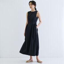 ギャレスト(GALLEST)のナイロンタスランワンピース