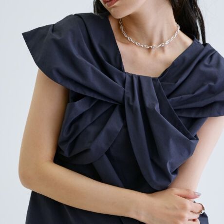 [^ԁF52382036]Design Point[hY킹ꂽVGbg̃uEXBtg̃h[vA_炩\oĂ܂BobNX^Cɂ͍T߂ȃMU[{A̓IȎdオ肪łBStyling PointVvȃ{gXƍ킹邱ƂŁAiȃoX܂܂BfjŃJWA_Ê͂AƂfނ̃XJ[gXbNXƂDBlXȃV[Ŋ􂷂A}`ȃX^CO\łBFablic Pointu[hfނgpAƂG肪SnǂꖇBy₩ƓKxȃnA`ꂵɂfC[ɒpł̂́BVGbgۂȂAKȒSnĂ܂BƖ̊֌WɂAۂFČꍇ܂B܂Ap\REX}[gtHȂǂ̊ɂA኱iƉ摜̃J[قȂꍇ܂B